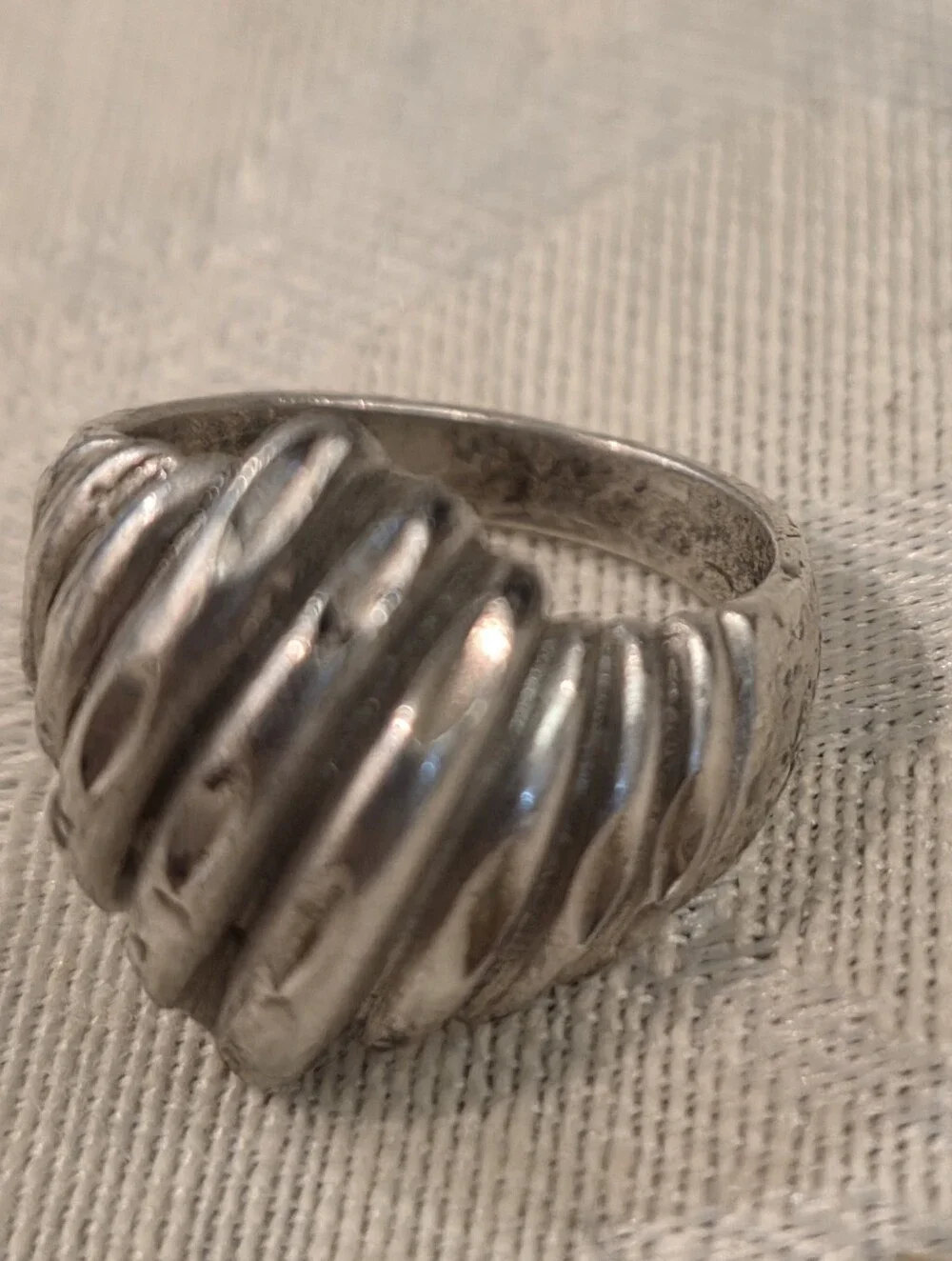 Vintage Schube's 925 Sterling Silver Modernist Ribbed Dome Ring Size 5.5